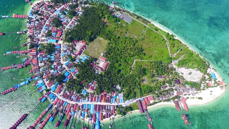 trip derawan pulau derawan