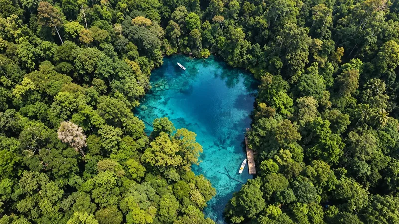 labuan cermin lake aerial